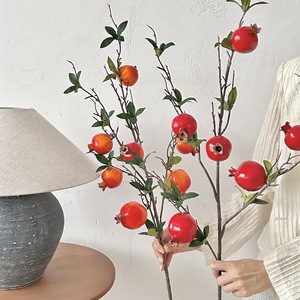 Rama de granada artificial con hojas y frutos de espuma para decoración del hogar y accesorios de fotografía - Product Image 4