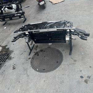 Utilisé dans le cadre du pare-chocs avant G30LCI <span class=keywords><strong>de</strong></span> <span class=keywords><strong>la</strong></span> série 5 pour renforcer <span class=keywords><strong>la</strong></span> poutre d'impact du pare-chocs avant Pièce OEM OE51117385288 - Product Image 5