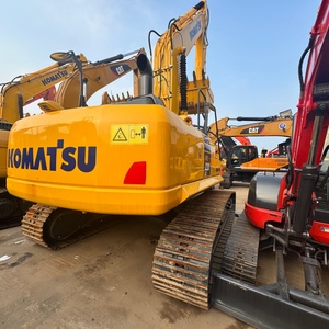 Excavatrice hydraulique sur chenilles Komatsu PC220 de 22 tonnes, presque neuve, pour projet de construction de haute qualité. - Product Image 5