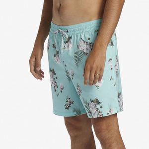 Shorts de bain pour hommes personnalisés en gros, taille mi-haute, extensibles dans les 4 sens, séchage rapide, 100 % polyester, pour surf et plage - Product Image 4
