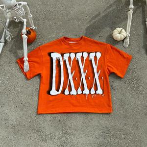 Camisetas de Algodón Grueso Estilo Urbano con Hombros Caídos, Diseño Gráfico Estampado, Oversize, Corte Recto y Estampado Puff para Hombre, Personalizadas OEM - Product Image 1