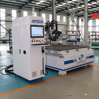 Niveau d'entrée 1325 4x8 ATC CNC routeur ATC bois routeur Machine avec changeur d'outils à disque pour les ventes