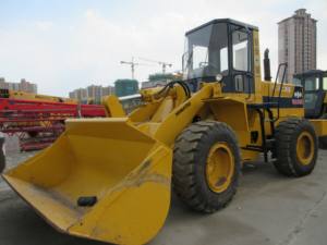 Japan Used Komatsu 320 Wheel <b>Loaders</b> WA300-1 320-3 320-5 <b>Low</b> Price Front <b>Loader</b> with Engine Motor Pump Gearbox Core Components - Product Image 5