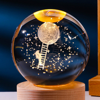 Lumières de décoration de chambre d'enfants intelligentes personnalisées 3D Art Mood Lights Led Glowing Crystal Ball Night Light avec base en bois
