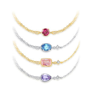 Pulsera de cadena con colgante de diseño geométrico de circonita de color plata de ley S925 como regalo para ella. Versión de cobre personalizable. - Product Image 1