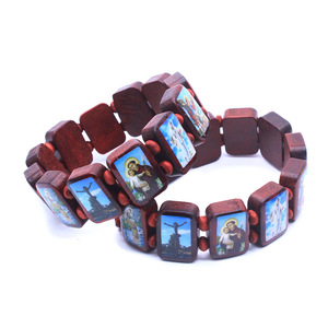 Pulsera cuadrada de madera con imágenes religiosas incrustadas, diseño abierto, para regalo - Product Image 1