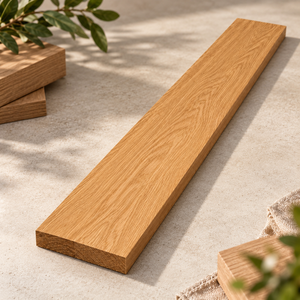 Madera aserrada seleccionada que ofrece excelente resistencia y tratabilidad para la construcción de muebles, pisos y diseños personalizados. - Product Image 1