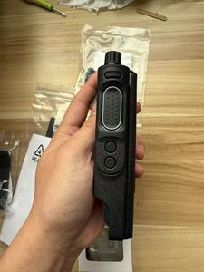 Radio Portatile Industriale Antideflagrante ATEX Motorola DP4600e P8620i con IP68, 1000 Canali, Radio Bidirezionale Robusta - Product Image 4