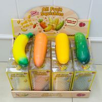 Nouveau design Jouets à presser en forme de fruits simulés (pastèque, fraises, ananas) au toucher croustillant, jouets anti-stress en PU de haute qualité