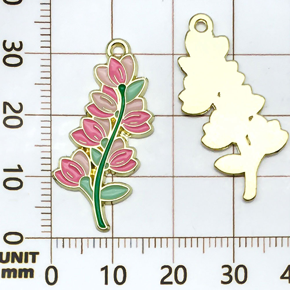 Un lys rose avec gouttelettes d'huile - 1,9g - 32*14mm - 19170