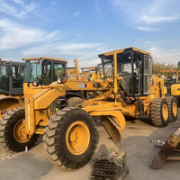 Niveleuse Caterpillar 140K d'occasion, origine Japon, forte puissance, performances fiables, avec moteur et pompe, à vendre