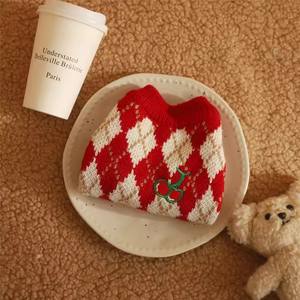 Neue Haustier produkte <span class=keywords><strong>2025</strong></span> Herbst Winter Gradient <span class=keywords><strong>Design</strong></span> Katzen pullover für Hunde und Katzen aus Polyester zu Weihnachten - Product Image 5