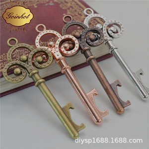 249 Geqiao a4122 Đồ Trang Sức Nhà Máy Bán Buôn Món Quà Cưới Trở Lại Hợp Kim Key Mặt Dây Chuyền Đa-Chức Năng Mở Chai - Product Image 3