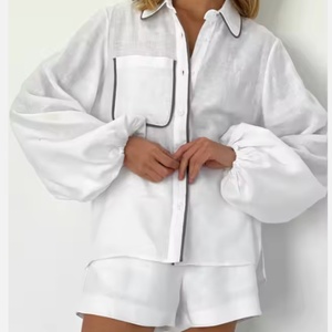 Conjunto Casual de Lino y Algodón para Mujer, Estilo Nuevo 2025, Camisa y Pantalones Cortos con Botones Decorativos, Uso Diario, Tela de Lona - Product Image 1