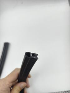 <span class=keywords><strong>Epdm</strong></span> קצף רכב איטום רצועת חיתוך חיתוך דלת pvc דלת איטום המוצר - Product Image 3