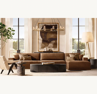 Canapé d'intérieur personnalisable, structure en bois massif fabriquée à la main, coussin épais rembourré, forme minimaliste moderne et épurée, soutien ergonomique