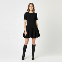 Service OEM ODM – Nouvelle Robe Mini Plissée Tendance pour Femme en Tissu ITY Bordeaux, Col Rond, Taille Basse, Manches Ballon Volumineuses et Respirantes