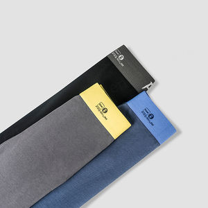 Calzoncillos bóxer de algodón suave y cómodos para hombre ODM/OEM, pantalones cortos transpirables Algodon Panty con diseño de letras personalizable - Product Image 4