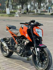 Utilisé pour KTM250duke. Une <span class=keywords><strong>moto</strong></span> <span class=keywords><strong>sportive</strong></span> haut de gamme, économique et de haute qualité - Product Image 1