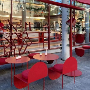 Juego de sillas de mesa de comedor para exteriores de estilo Industrial Retro moderno, <span class=keywords><strong>arte</strong></span> de hierro semicircular rojo para café, Panadería, té de la leche, Material de Metal - Product Image 4