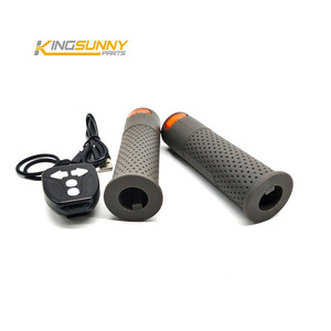 New Arrival Grip Remote Control Turn SIgnal <strong>Scooter</strong> Handle Grips Silicone <strong>Handlebar</strong> with Light for Electric <strong>Scooter</strong> Accessories - Product Image 4