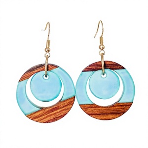 Meilleures Boucles d'Oreilles Créoles Géométriques en Bois Fantaisie et Élégantes, Bijoux Tendance Classiques Uniques de Style Bohème pour Femme - Product Image 2