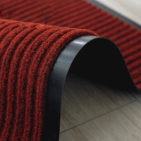 Tapis d'extérieur lavable en polyester rayé de haute qualité, motif noir et rouge, extra épais et antidérapant