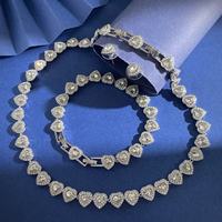 Vente en gros de collier et de bracelet en forme de cœur plaqués argent et cuivre, ensemble de bijoux de luxe en zircon pour femmes