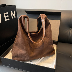 High Quality French <strong>Velvet</strong> Handbag Lazy-chic Tote <strong>Bag</strong> Spacious Women's Fleece <strong>Bag</strong> Factory Wholesale Minimalist Crossbody <strong>Bag</strong> - Product Image 1