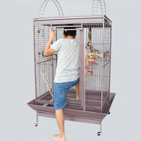 Grande cage de luxe de style villa pour perroquets, en fil d'acier à faible teneur en carbone, cage de reproduction rectangulaire pour perroquets gris avec intérieur spacieux, Chine
