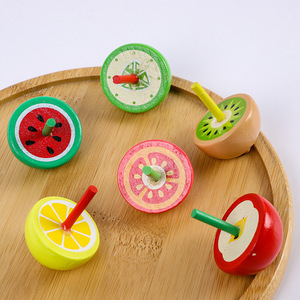 Toupie en bois Autonomie aux couleurs vives pour enfants de 2 à 6 ans - Product Image 1