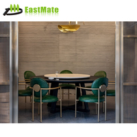 Tables et chaises de restaurant d'ensemble de meubles en bois de conception solide moderne pour le service d'hôtel et de restaurant