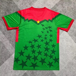 เสื้อฟุตบอลเบอร์กินาฟาโซ 2526 เบร์ทรันด์ ตราอเร่ และ กุสตาโว ซังการ์ เสื้อแขนสั้นแห้งเร็ว ระบายอากาศดี ออกแบบโดยเบอร์กินาฟาโซ - Product Image 6