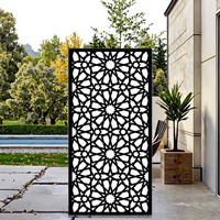 Cloison métallique autoportante pour espaces extérieurs Panneau diviseur résistant aux intempéries Revêtement design contemporain pour mariage Porte de jardin Écran de confidentialité