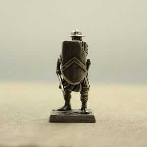 Figura en Miniatura de Soldado de la Legión Romana Medieval, Figura de Metal OM02 de Cobre Puro, Modelo de Guerrero Antiguo, Estatua Coleccionable para Escritorio - Product Image 4