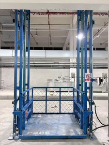 Monte-charge hydraulique à double vérin HAOYUAN <span class=keywords><strong>2T</strong></span>-3T 3000kg 220/380V 2,5*3m avec construction en acier et commande sans fil - Product Image 5