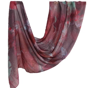 Écharpe longue personnalisée en satin de coton polyester imprimé, chaude, quatre saisons, style arabe, Moyen-Orient, turc, musulman, pour femme, collection 2026 - Product Image 5