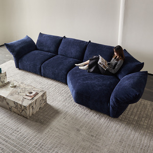 Divano STG in Stile Italiano Moderno e Minimalista, Forma a Petalo in Tessuto Chenille, per Soggiorno, Camera da Letto, Villa, Divano Irregolare in Legno Massello - Product Image 4