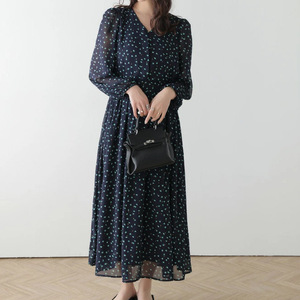 Robe longue en mousseline de soie à col en V et manches lanternes, style japonais, motif floral, taille haute, coupe trapèze, décontractée et élégante, pour femme, vente en gros - Product Image 3