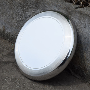 Disco Volador con Acabado Espejo, 175g, Cromado, para Deportes y Competiciones al Aire Libre - Product Image 1