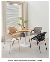 Ensemble de salle à manger d'extérieur minimaliste à prix d'usine, mobilier de jardin en PP imperméable, table et chaises modernes pour hôtel et bistrot