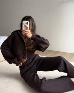 Ensemble de survêtement chic et élégant de luxe, haut de gamme, avec sweat à capuche court zippé et pantalon large, couleur marron chocolat uni, deux pièces, vêtements de détente, taille S - Product Image 4