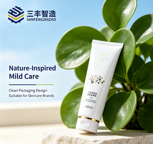 Tubos Exprimibles Cosméticos Personalizados de Alta Gama, Cuerpo Blanco Mate con Tapa Abatible Dorada, Envase Portátil a Prueba de Fugas para el Cuidado de la Piel - Product Image 3