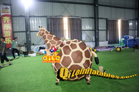 Girafe gonflable géante en PVC personnalisée, imperméable, pour la promotion en extérieur des centres commerciaux, modèle gonflable pour événements