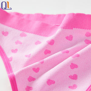 Slip da Donna Eleganti e Sexy con Motivi, Morbidi e Traspiranti, a Vita Media, Elastici, Stile Bikini - Product Image 4