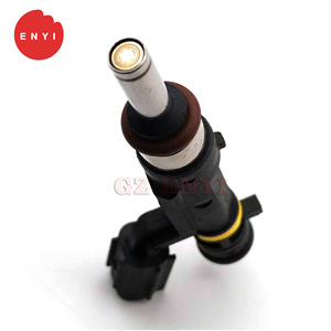 Inyector de Combustible 15710M81R10 para Motor de Gasolina Suzuki, Pieza Automotriz - Product Image 3