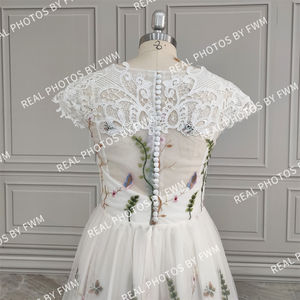 Fotos reales de alta calidad Boho flores bordado encaje vestido de novia para novia 2024 elegante mujer vestido de novia <span class=keywords><strong>Photoshot</strong></span> - Product Image 5