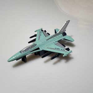 Miniature <span class=keywords><strong>Q</strong></span>-style durable et résistante aux chutes, nouveau modèle de voiture, avion éducatif pour enfants, voiture jouet à commande manuelle pour bébé - Product Image 5