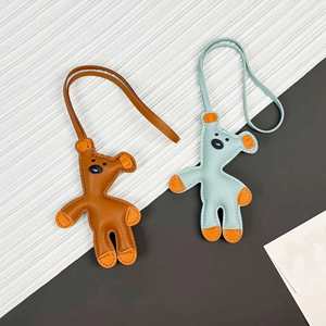 Nouveau porte-clés mignon en forme d'ours de dessin animé, pendentif de sac, porte-clés populaire pour sac à dos, breloque décorative pour sac - Product Image 5