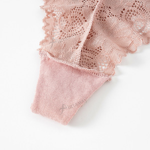 Tanga <span class=keywords><strong>de</strong></span> Yoga deportivo para mujer <span class=keywords><strong>de</strong></span> bajo precio <span class=keywords><strong>de</strong></span> nueva <span class=keywords><strong>tienda</strong></span> T-Back Sexy Lace Low-Rise Seamless Plus-Size Thin Plain Dyed Panties - Product Image 5